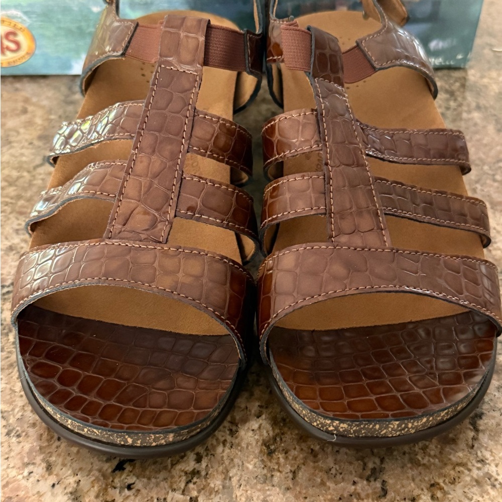 SAS Brown Croc-Embossed Leather Slingback Sandal Allegro 9W NIB USA MADE - Picture 5 of 11